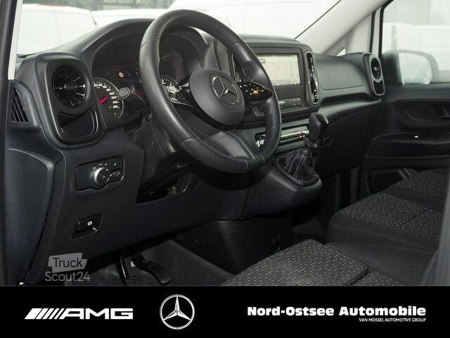 Skåpbil Mercedes-Benz VITO 116 NEUES MODELL AHK NAV KAM MBUX TOTWINKEL