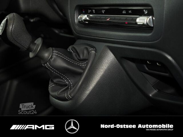 Panel van Mercedes-Benz VITO 116 NEUES MODELL AHK NAV KAM MBUX TOTWINKEL