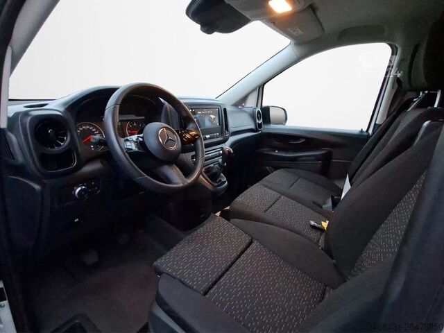 Panelinis furgonas Mercedes-Benz VITO 116 NEUES MODELL AHK KAMERA NAVI MBUX TEMPO