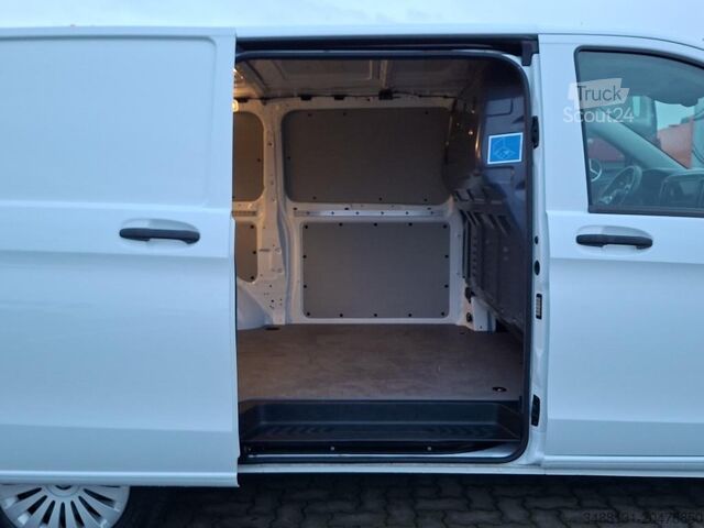 Skåpbil Mercedes-Benz VITO 116 NEUES MODELL AHK KAMERA NAVI MBUX TEMPO