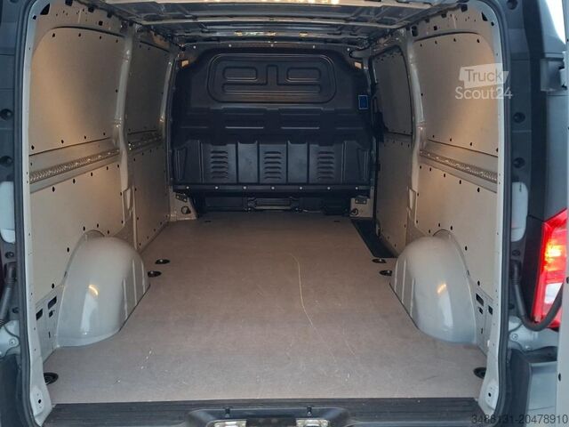 Panelinis furgonas Mercedes-Benz VITO 116 EXTRALANG NEUES MOEDLL AHK NAVI MBUX