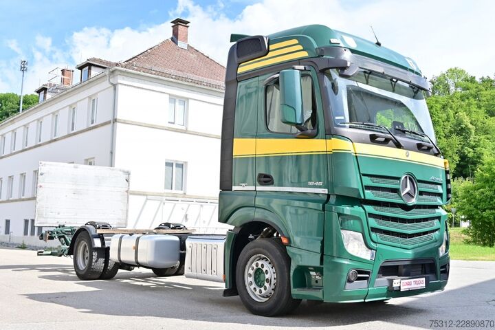 Podwozie ciężarówki Mercedes-Benz Actros 1845  Neuer Motor! Retarder LBW 70%-Reifen