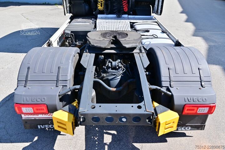 Standart çekici ünitesi Iveco 440S51T  S-Way E6 Retarder Alufelgen Navi 2Betten