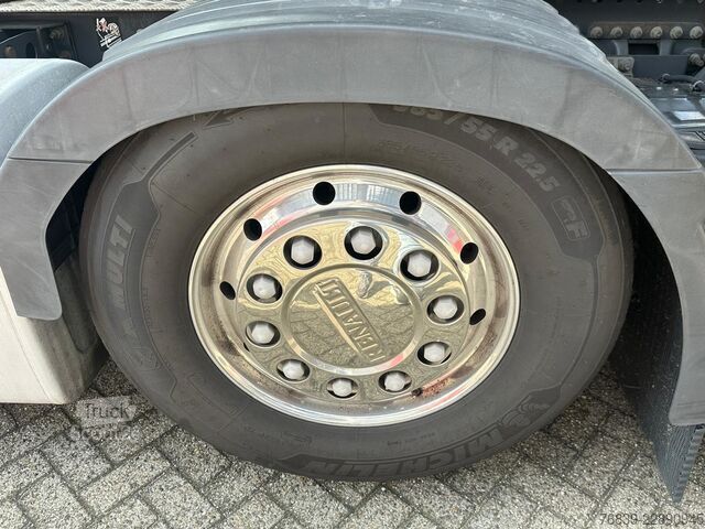 Veszélyes anyagok Renault T440 ADR
