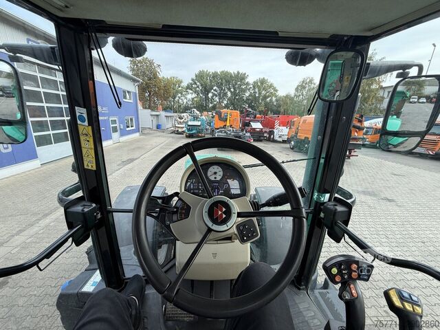 Massey Ferguson AGROTRON 7724S CIĄGNIK ROLNICZY 40 KM/H Massey Ferguson AGROTRON 7724S CIĄGNIK ROLNICZY 40 KM/H