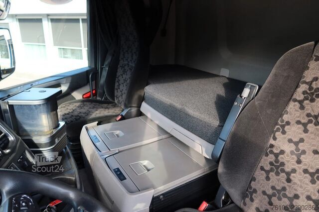  Scania R500 NGS 4x2 Trekker met kraan HMF 1920