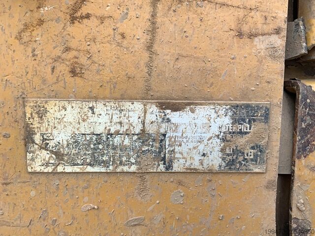 Buldožer Caterpillar D6T XL