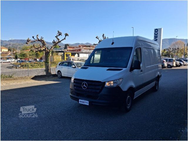 Furgão de painéis Mercedes-Benz Mod. Vers.