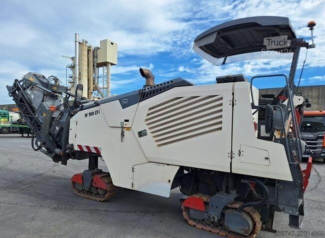 Asfalt değirmeni Wirtgen W 100 CFi