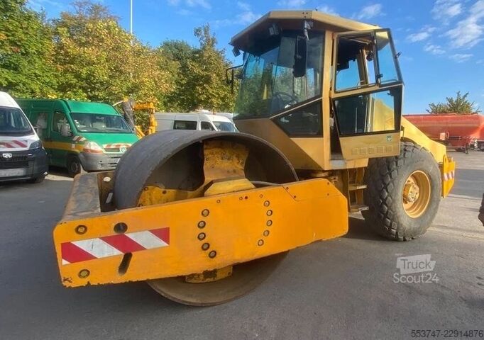 Rouleau seul Dynapac CA 402 D