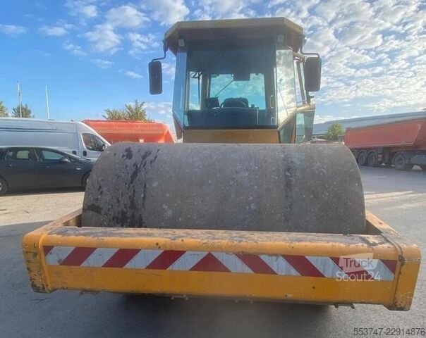 Rouleau seul Dynapac CA 402 D