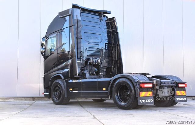 Standard-SZM Volvo FH 460 Globe XL 4X2 - PARK.AIRCO - 2X FUEL TANK...