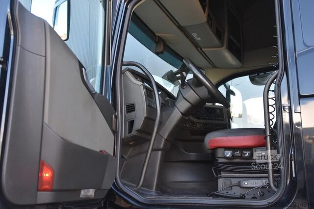 Standard-SZM Volvo FH 460 Globe XL 4X2 - PARK.AIRCO - 2X FUEL TANK...