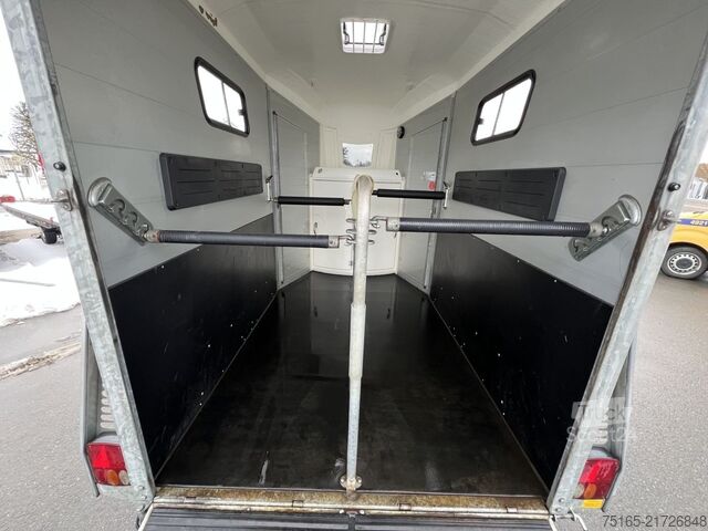 Hestetransporttrailer Böckmann Portax E Pferdeanhänger