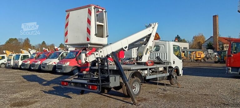 Furgonetka Renault Maxity Bizzocchi Autel 162 HP - 16,5m