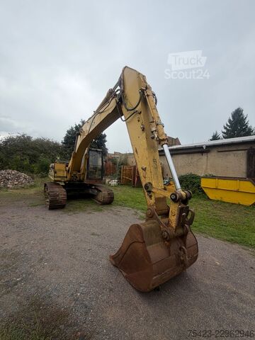 Excavator pe şenile CATERPILLAR 320 L