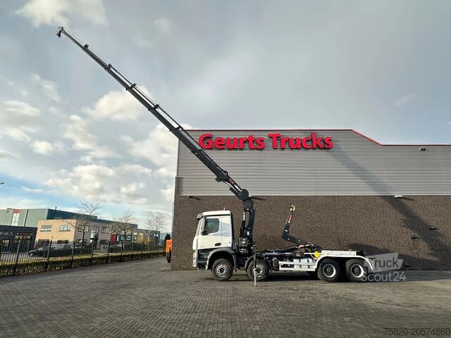 Kampókaros rendszer Mercedes-Benz AROCS 4148 8X4 MET MULTILIFT ULT T 21 S51 HAAKA...