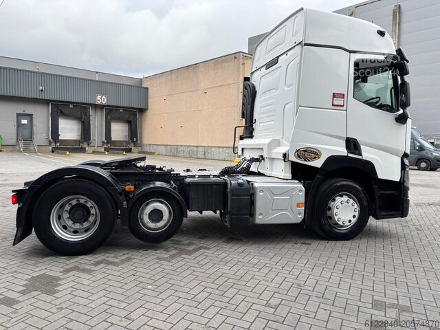 شاحنة جر قياسية Renault T460 (RHD)