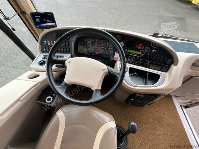 Långfärdsbuss MERCEDES-BENZ O 510 Tourino/