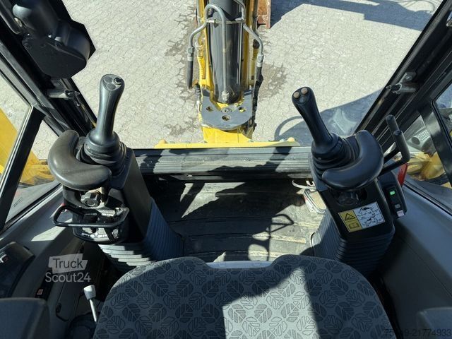 Багер-товарач NEW HOLLAND B110C-TC, Telestiel, Div. Löffel, Hydr. S.W.S.