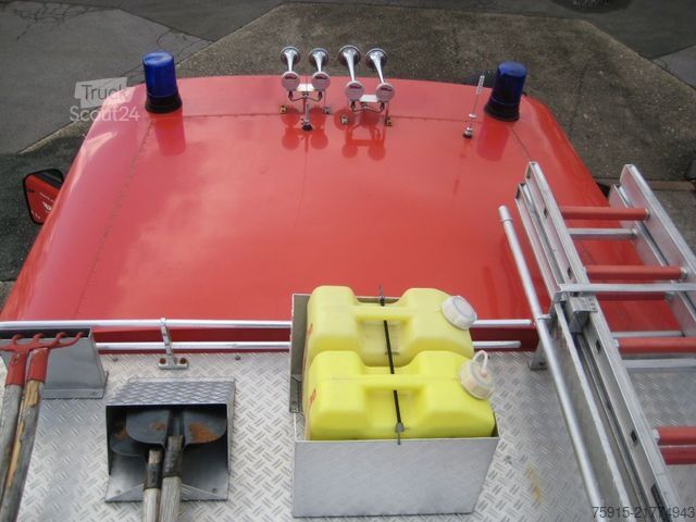 Vatrogasno vozilo MERCEDES-BENZ LP 709 Feuerwehr LF8 Oldtimer Teilbeladung *TÜV*