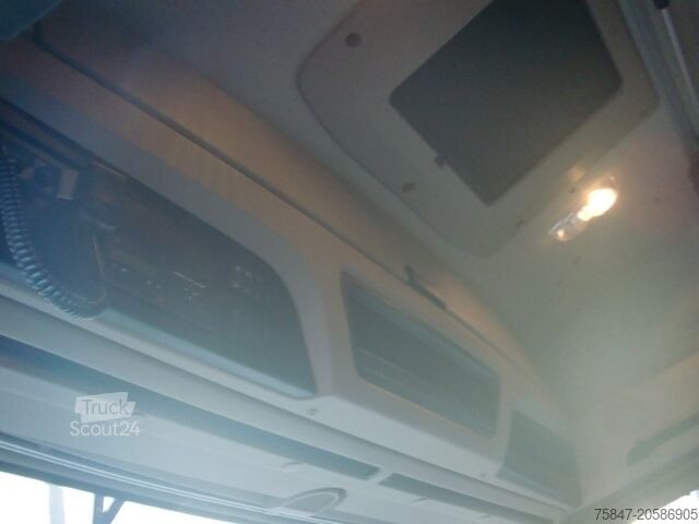 Hűtődobozos teherautó Mercedes-Benz Actros 1842 L BDF LBW TIEFKÜHLROLLENBETT