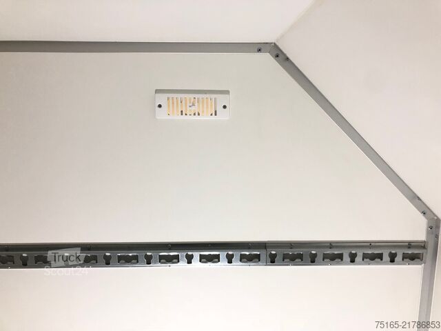 مقطورة صندوقية Blyss F2036HTD Ram.,Tür, Fenst.,Aero Kofferanhänger