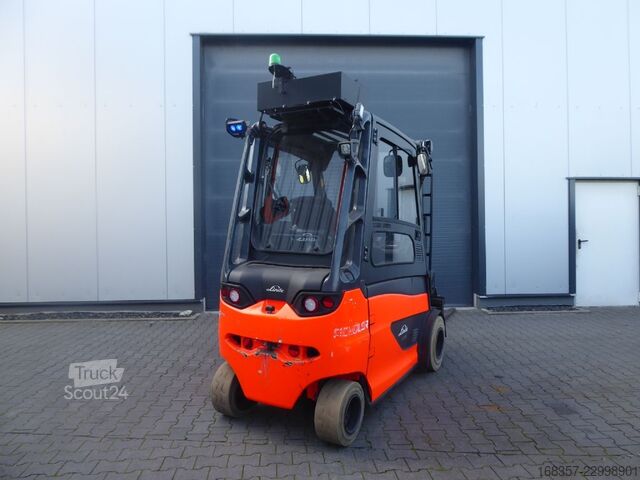 Priekšējās iekrāvēja autoiekrāvējs Linde E35HL-01