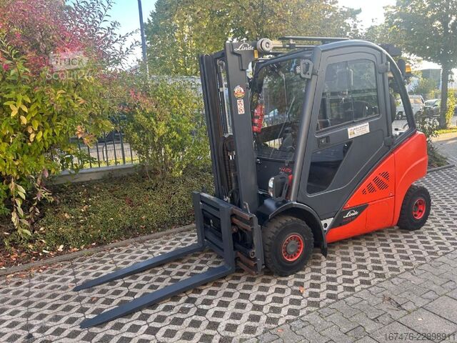 Priekšējās iekrāvēja autoiekrāvējs Linde H25D-02 EVO