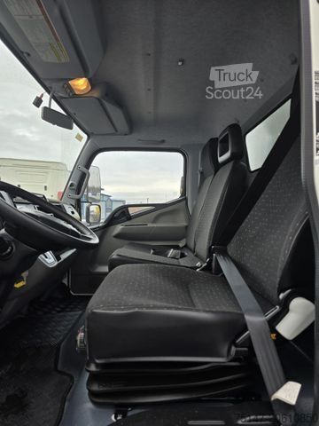 Curtain sider van FUSO Canter 7C18 Klima LBW 1.000 kg Euro6E