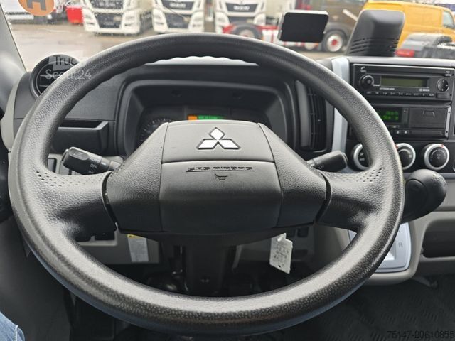 Gardinsidad skåpbil FUSO Canter 7C18 Klima LBW 1.000 kg Euro6E