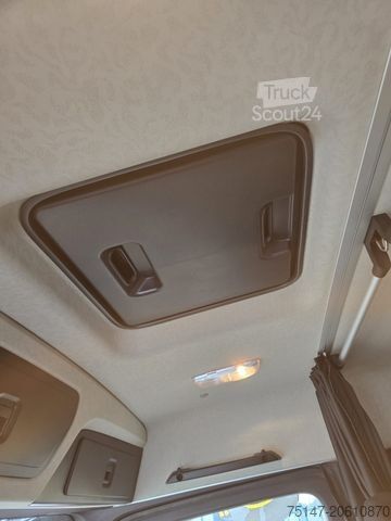 Standard SZM MERCEDES-BENZ 1840 LS Actros 4x2 ClassicSpaceKlima