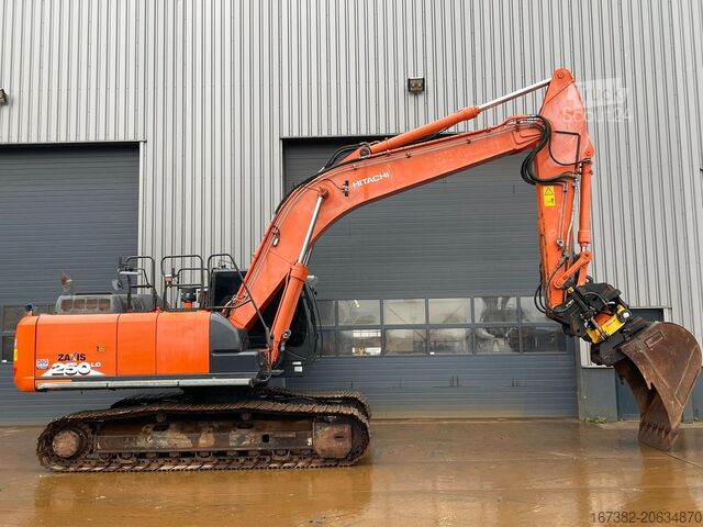 Raupenbagger Hitachi ZX250LC-6