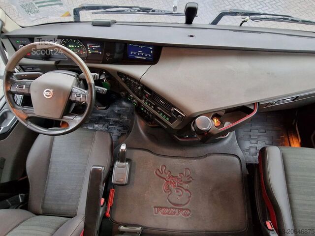 Standard-SZM Volvo FH 13.500 Globetrotter 4x2 - Euro 6 - I parkcoo...