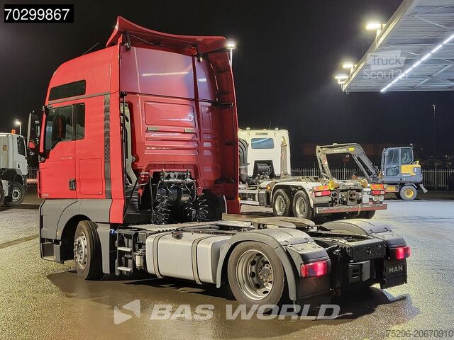 Volumetrekker MAN TGX 18.460 4X2 XXL Mega Retarder 2xTanks