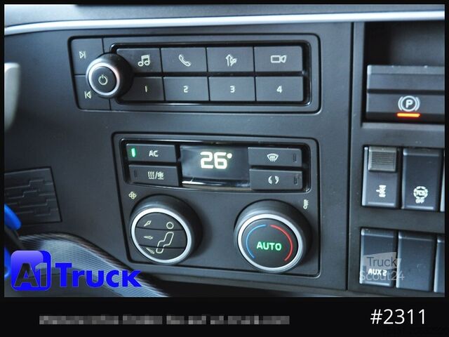 Standartinis vilkikas VOLVO FH 460 XL LNG Leder Navi Standlklima