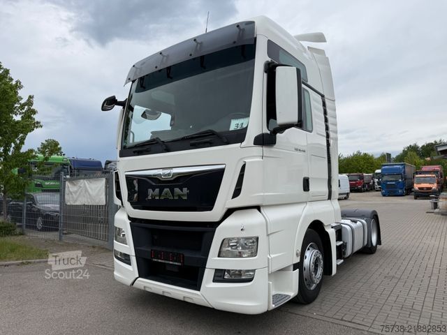 Ciągnik siodłowy typu volume MAN TGX 18.440 LLS-U Lowliner/Intarder/Hubsattel