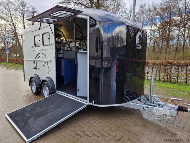 Remorque à chevaux Cheval Liberté bis 4 Pferde Cheval Maxi 4 Pullman