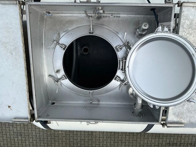 Voedseltanker Van Hool FOOD / 39.000L / 3-COMP / INOX / NL-trailer