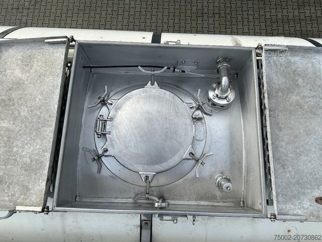 Voedseltanker Van Hool FOOD / 39.000L / 3-COMP / INOX / NL-trailer