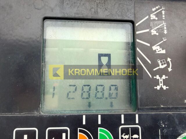 Teleskopska platforma Genie SX 135 XC