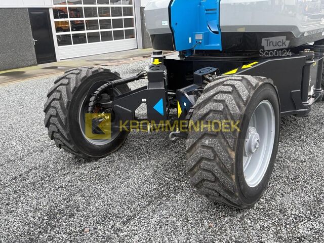 Teleskopska platforma Genie SX 135 XC