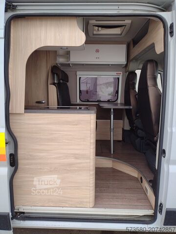 Furgonetka Fiat Ducato Weinsberg Carabus 600 K