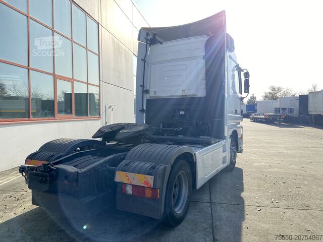 Volumen SZM Mercedes-Benz 1841 LS  1841 LS MP3 Sattel- und Anhängerkupplung Lowliner