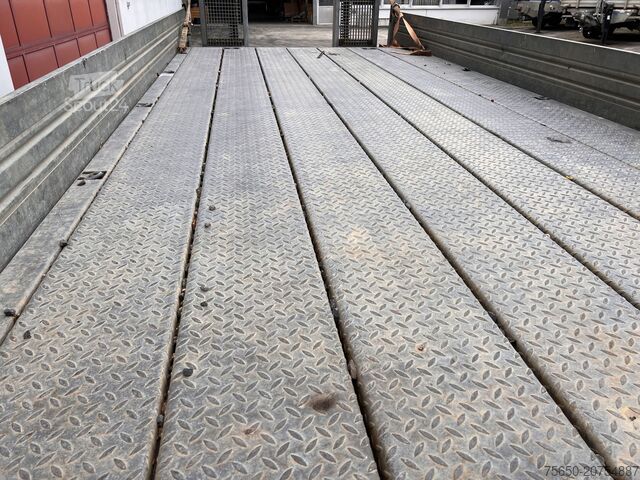 Naczepa niskopodwoziowa Möslein TTS 13 Schwebheim  13 t Tandemtieflader