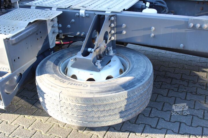 Standard tractor unit Volvo FM 370 E6 Flach Schlafkabine I-Shift NUR 120Tkm