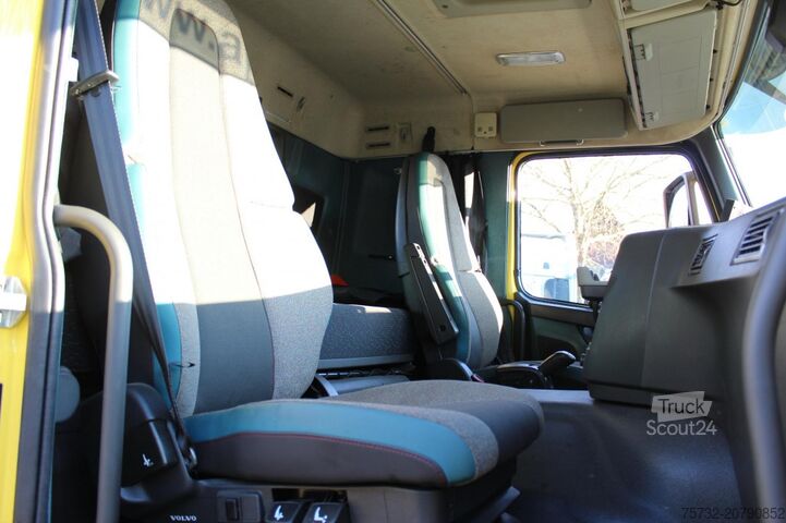 Standard tractor unit Volvo FM 370 E6 Flach Schlafkabine I-Shift NUR 120Tkm