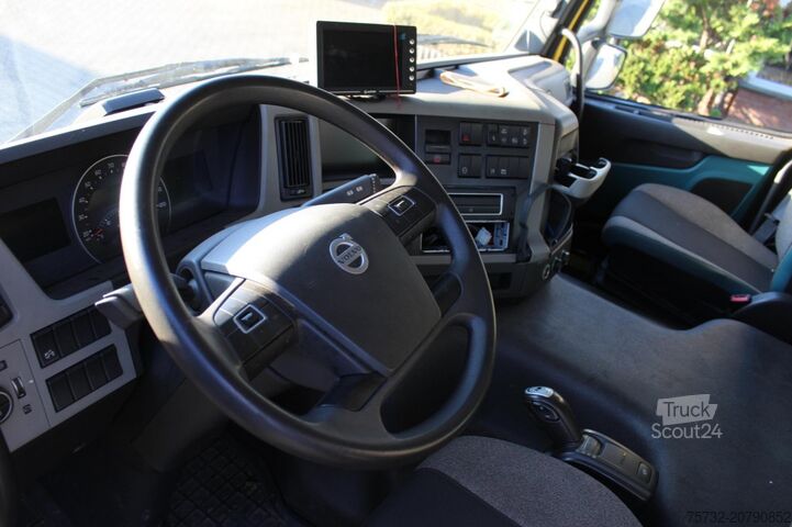 Standard tractor unit Volvo FM 370 E6 Flach Schlafkabine I-Shift NUR 120Tkm