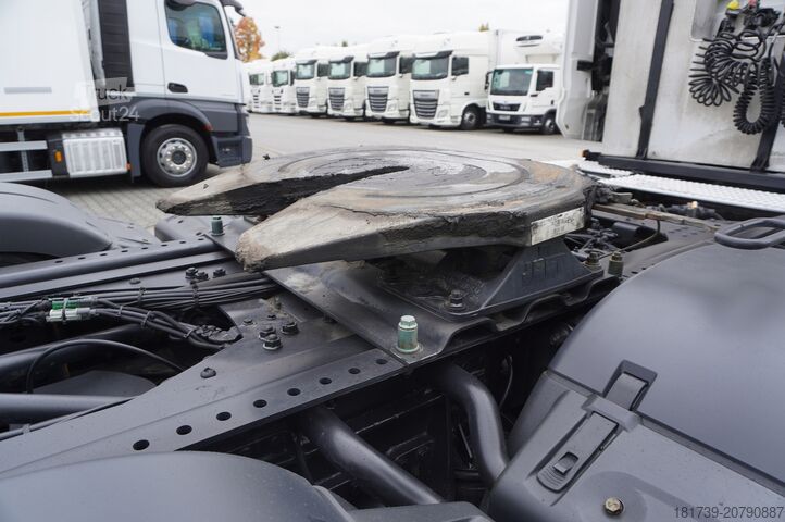 Traktora vienība MAN TGX 28.510 6×2 / Sleeper cab