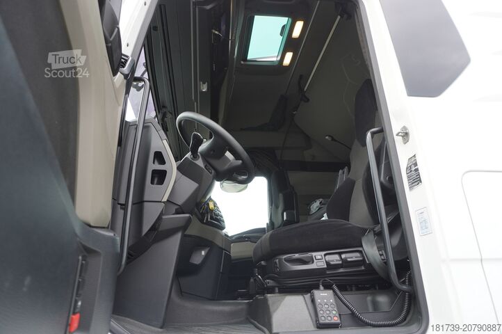 Traktora vienība MAN TGX 28.510 6×2 / Sleeper cab